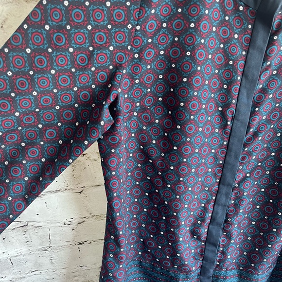 Size 10 Ann Taylor long blue sleeve button down dress - Picture 4 of 6